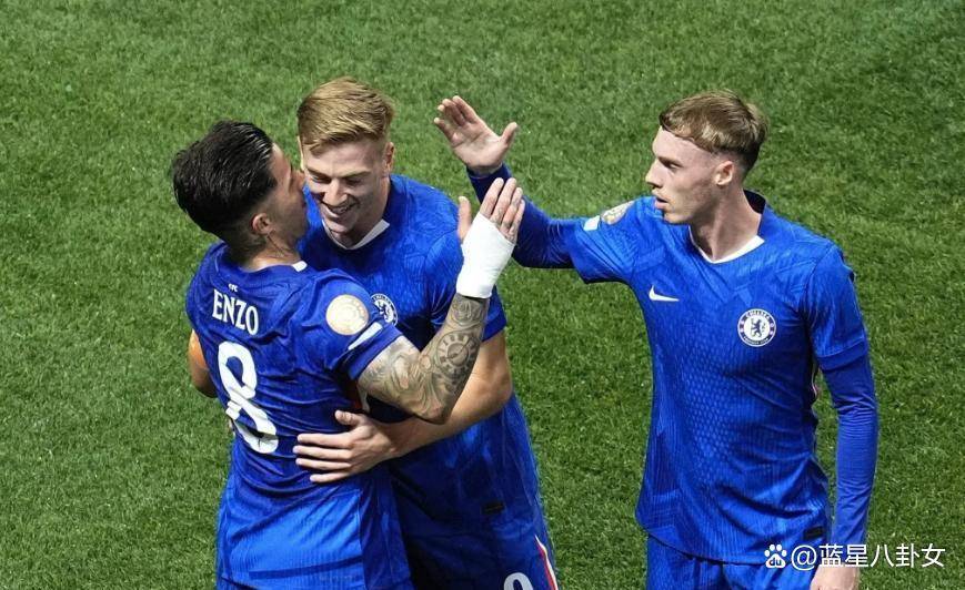 包含切尔西客场奋勇拿下胜利，反超对手的词条