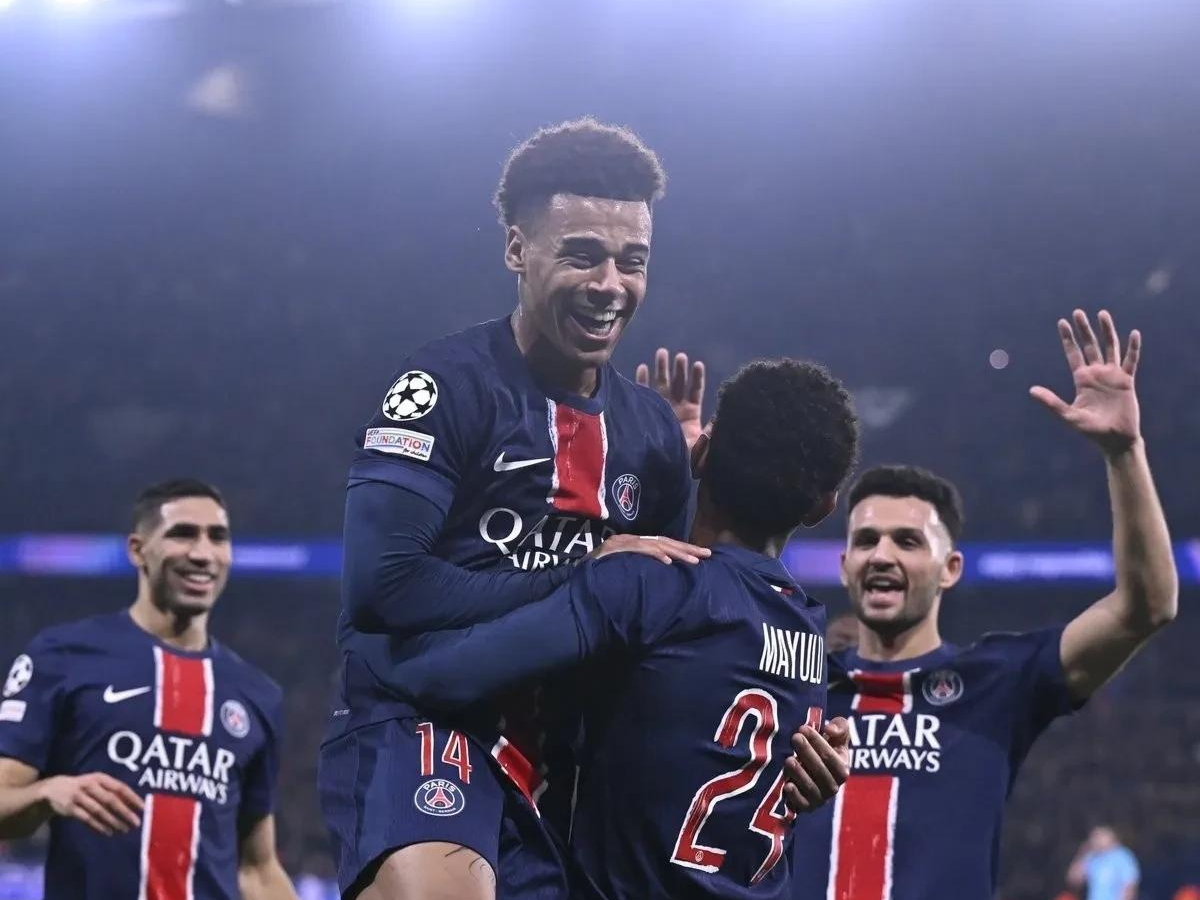 巴黎圣日耳曼替补上场改变战局，波尔图防线瞬间崩溃！的简单介绍