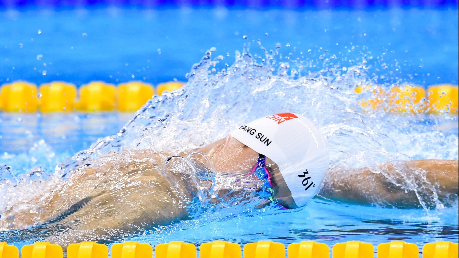 排球赛场焦点！巴西队对阵阿根廷队，激战正酣，豪门对决再度上演